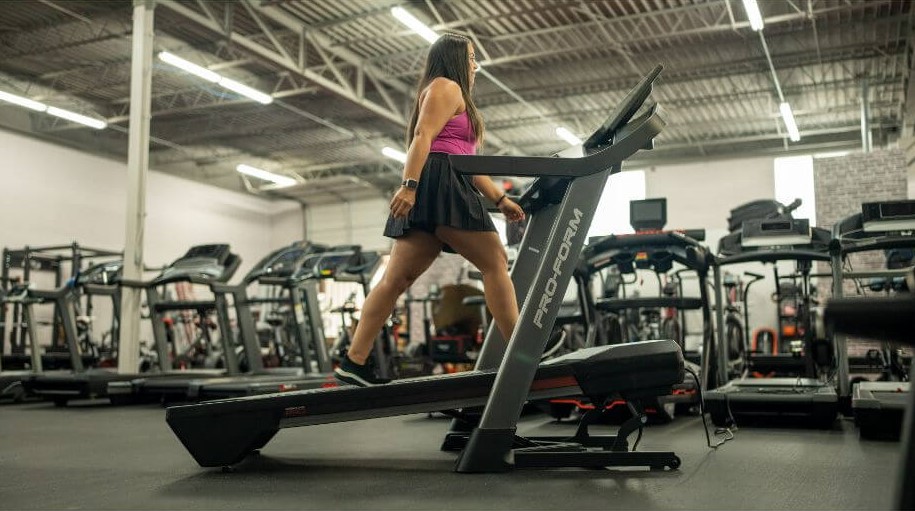 How To Lose Weight On A Treadmill In 2 Weeks: Top 5 Helpful Tips